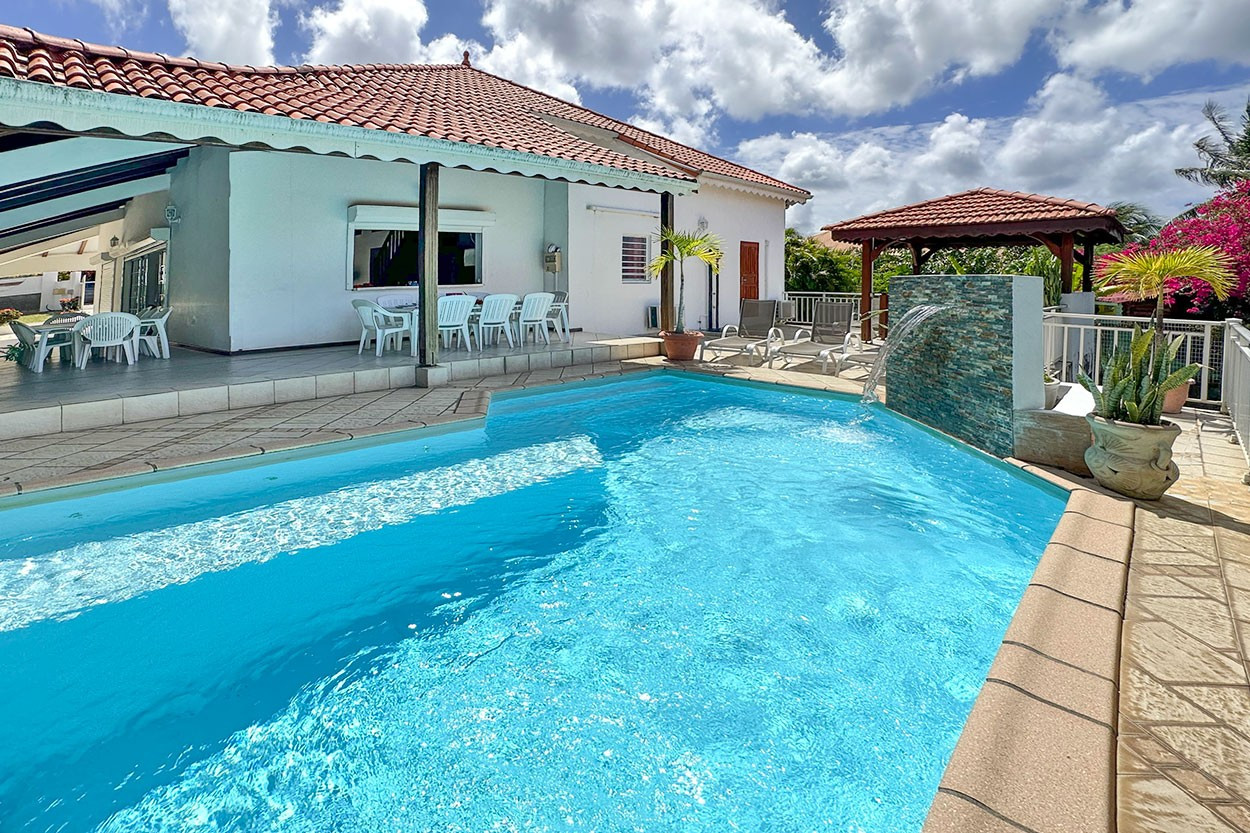 CAFE TROPICAL location Villa Martinique Sainte-Luce piscine près des plages