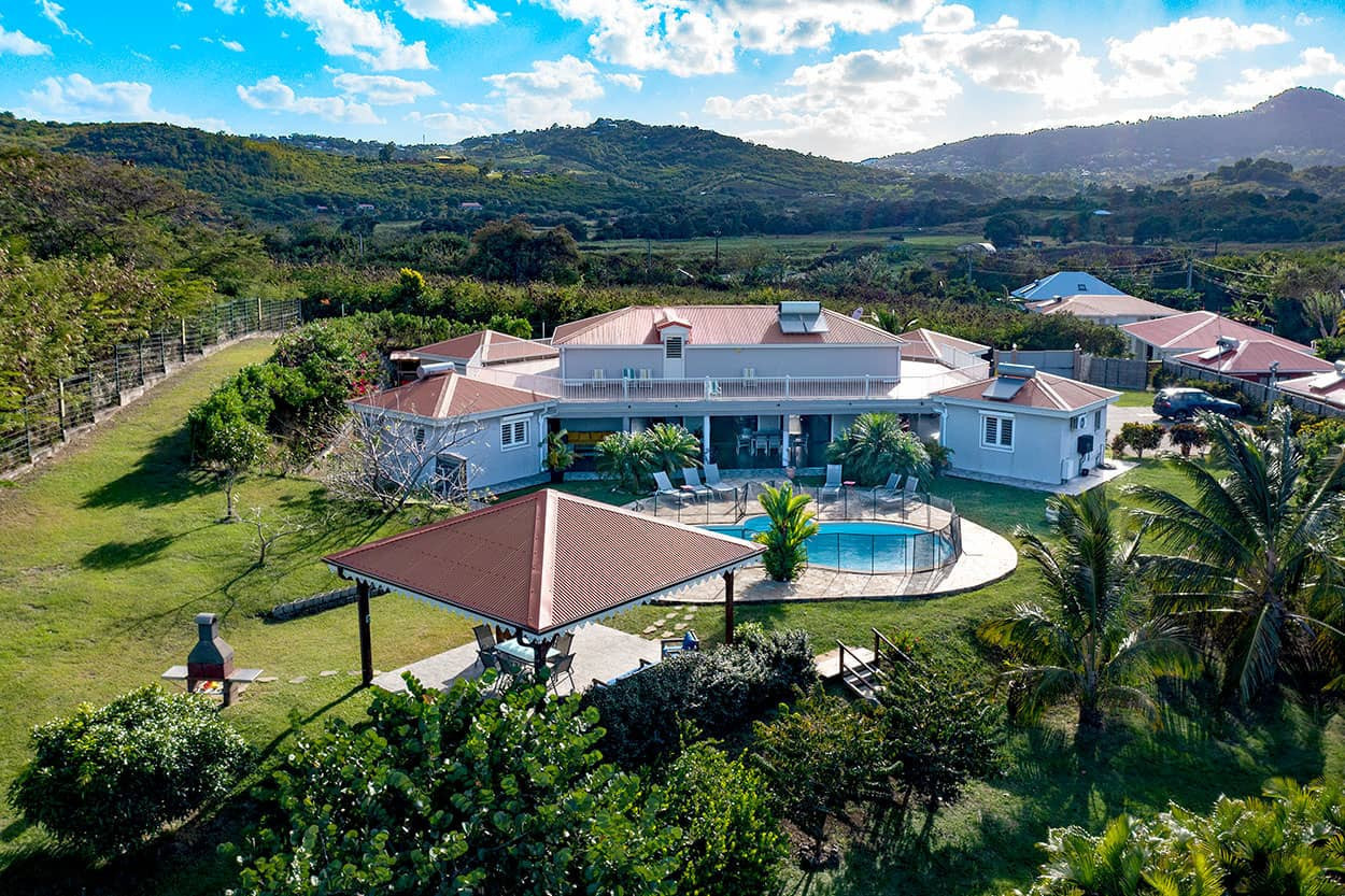 Villa POMME CANNELLE Location villa de luxe Martinique le Vauclin