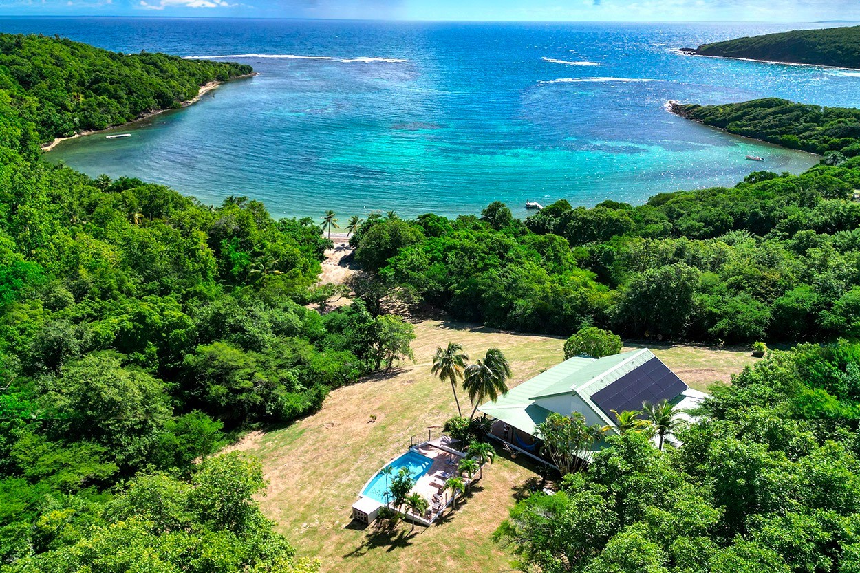 CAP NATURE location Villa Tartane Martinique piscine et vue mer